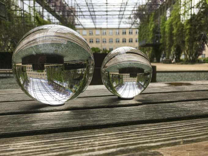 Peter Jenni Lensball2