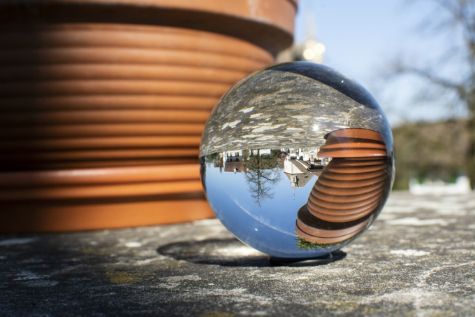 Peter Jenni Lensball4