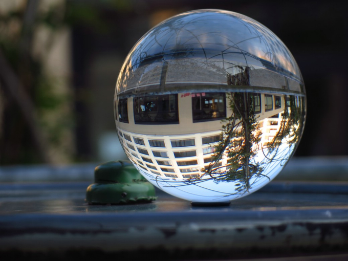 Ursi Zuppinger Lensball2